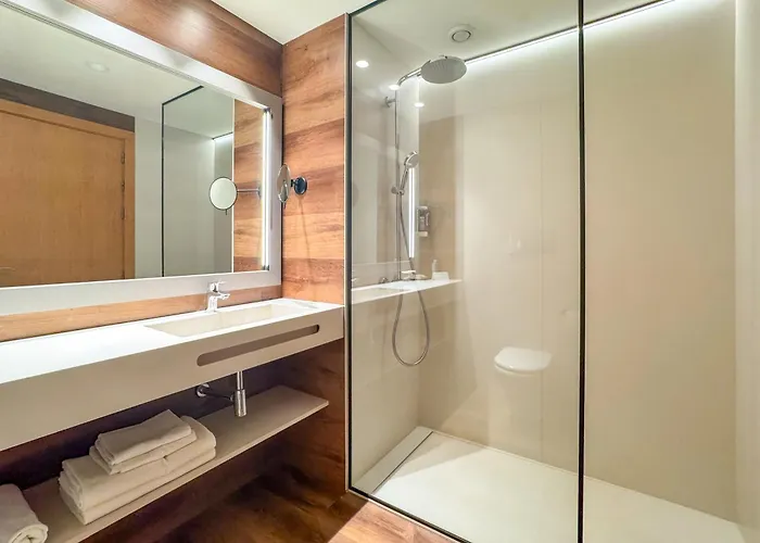 Golden Bahia De Tossa & Spa 4* Sup.